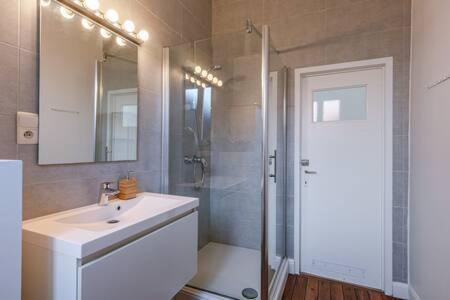 Huswell - With Large Terrace In The Of Appartement